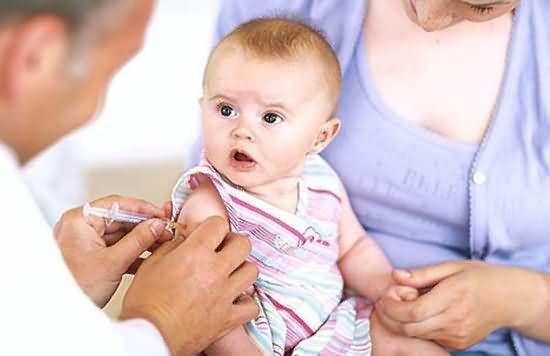 如何缓解宝宝打预防针带来的不适?