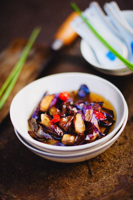 软烂如泥入口丝滑的油焖茄子