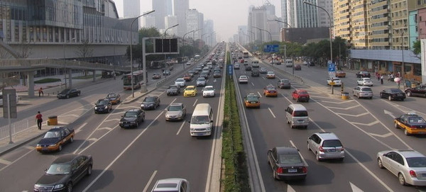 柴油车,并且从政策引导、地形分布、价格优势、油价等环节分高清图片