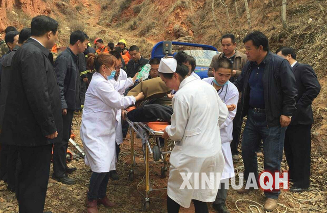 青海海东:6人被困涵洞4人遇难 消防官兵5小时