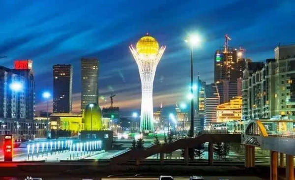 哈萨克斯坦:中国最低调的邻邦 别样的美景与美
