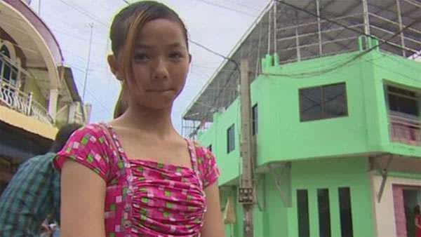 柬埔寨女孩12岁时第一次被妈妈带去工作,开