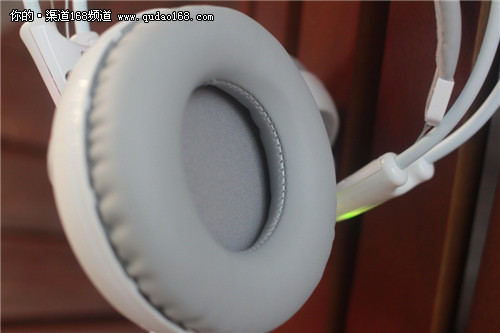 斯博特耳波塞冬7.1震动游戏耳机