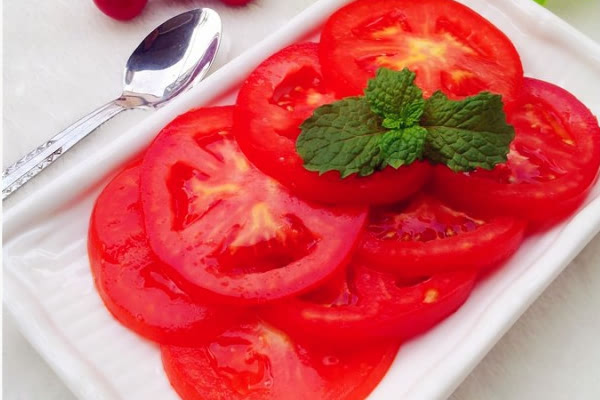 西红柿生吃好还是熟吃好?