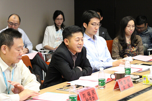 广州市典当行业协会第一届理事会第八次会议出席成员合影