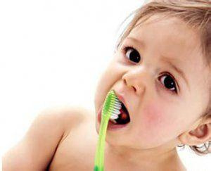 宝宝生理性口臭要注意口腔清洁