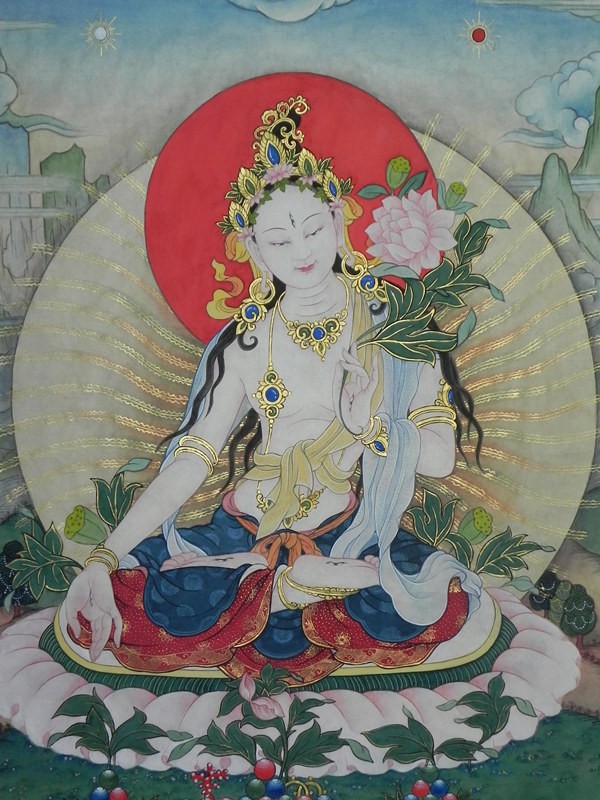 相传白度母是观世音菩萨左眼眼泪所化,据藏传佛教说,观世音菩萨的化身
