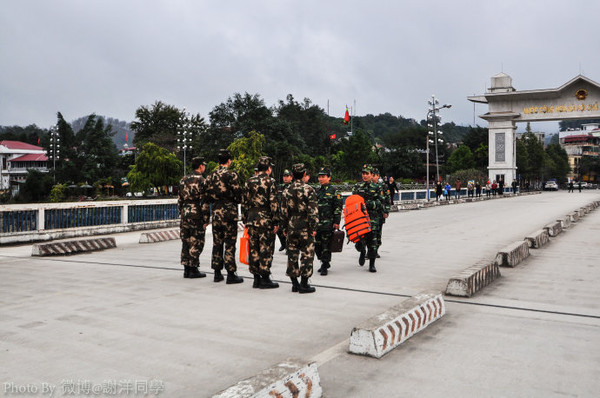 云南建水实拍红河中越边境界海关