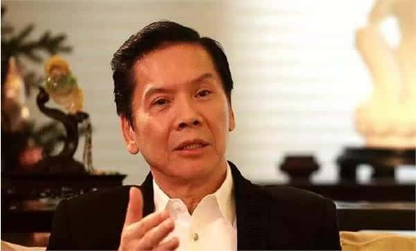 发哥”的影子他努力摆脱“2021年12月31日张翰千