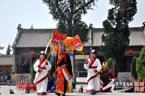 仿古祭祀表演仿古祭祀表演黄河新闻网运城频道讯(记者张秀芳)后土祠在