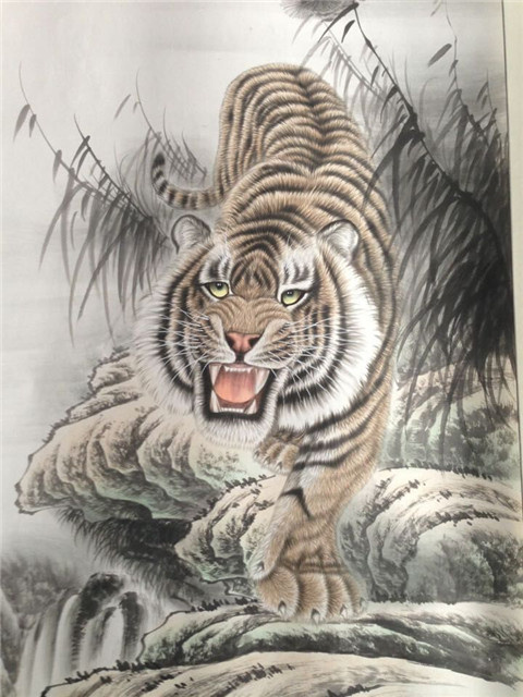 画虎名家王建德笔下的虎魂