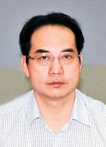 4月21日,湖南省岳阳市临湘市市长龚卫国因涉嫌吸毒,被公安机关立案调查,其临湘市市委副书记、市长的职务也先后被免。