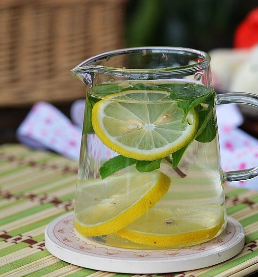 柠檬薄荷茶冰爽你的夏日