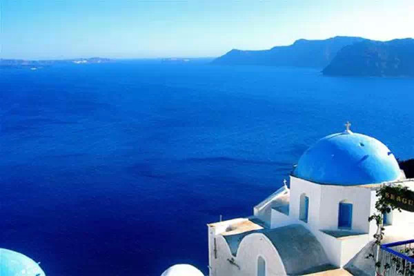 1,爱琴海 位于希腊(greece)和土耳其(turkey )之间.