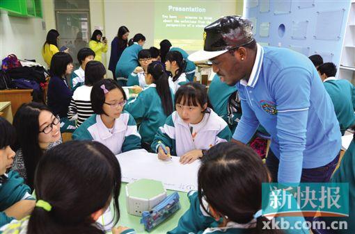 廣東試驗中學邀來外教傳授創造與發明課程。 通信員供圖