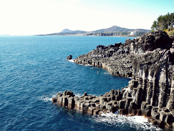 我月想去济州岛玩,我是山东东营的,现在旅行社报价大概多少呀