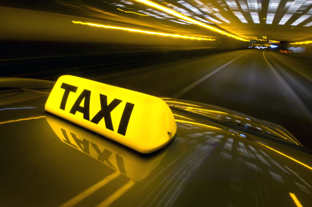 义乌明年起取消出租车营运权使用费 鼓励网络
