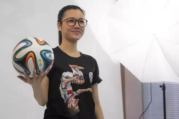 中国最火体育女主播!她眼中的足球是怎么样的