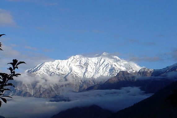 拉嘎雪山简谱_嘎隆拉雪山(2)