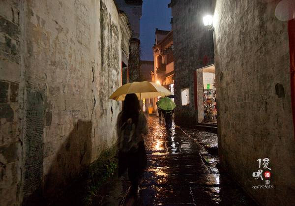 【寻美中国】雨夜西递