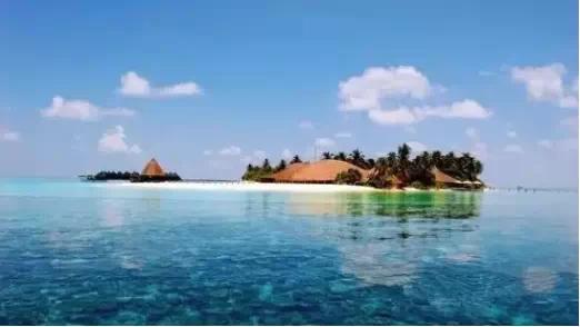 马尔代夫AK岛旅游7-8月份去需要多少钱