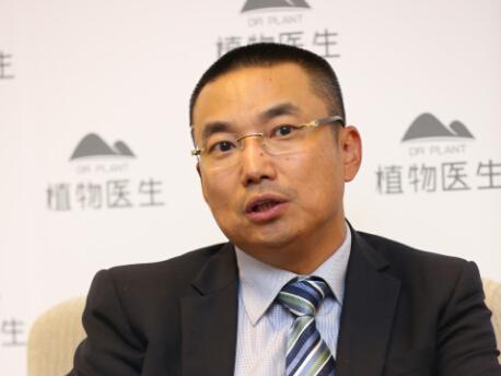 解勇:植物医生让百千伙伴先富起来底气