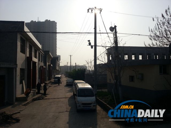 陕西咸阳东郊污水处理厂与住户零距离