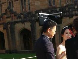 刘强东和奶茶妹章泽天悉尼拍婚纱照 多名网友证实