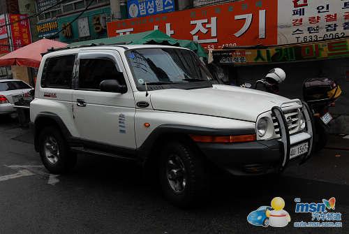 在韩国街头常看到一款越野车在国内从没见过