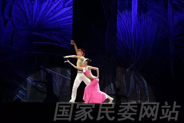 中国少数民族歌舞集萃在哈萨克斯坦首都阿斯塔