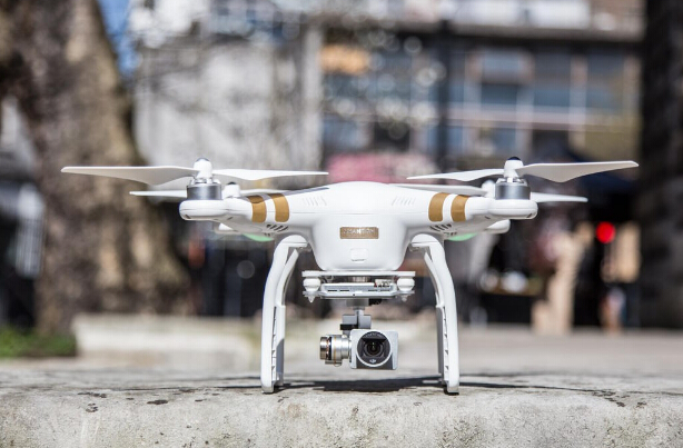 大疆(DJI)Phantom 3