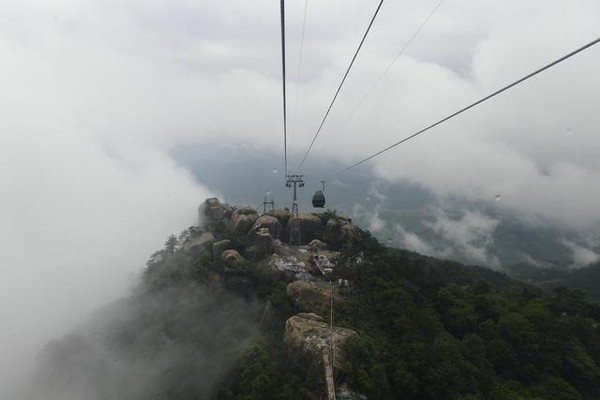 全国网媒上饶行记者在灵山去撒欢