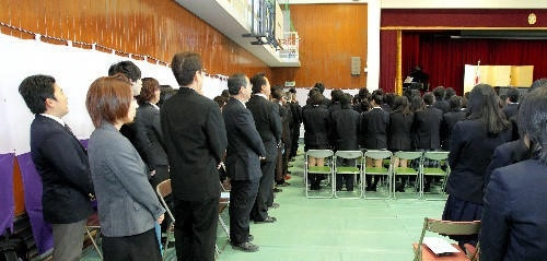日本初中唱科学未处分遭起立-搜狐车模太阳能教师国歌图片