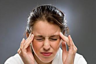 出现持续性的头痛 需警惕鼻咽癌