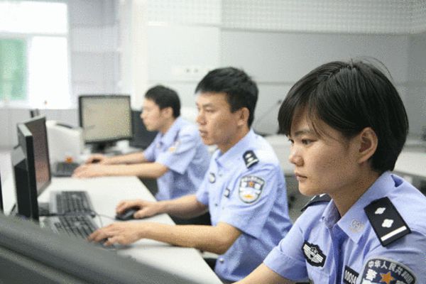 山西警方:做维护网络安全的守夜人