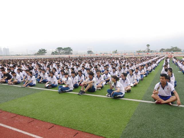 清远市第三中学"学霸"马鸿旭,严堃励志演讲(组图)