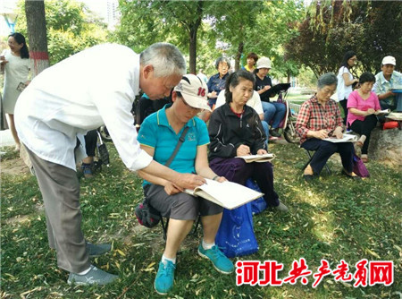 邯郸丛台区老年大学组织绘画班采风、写生