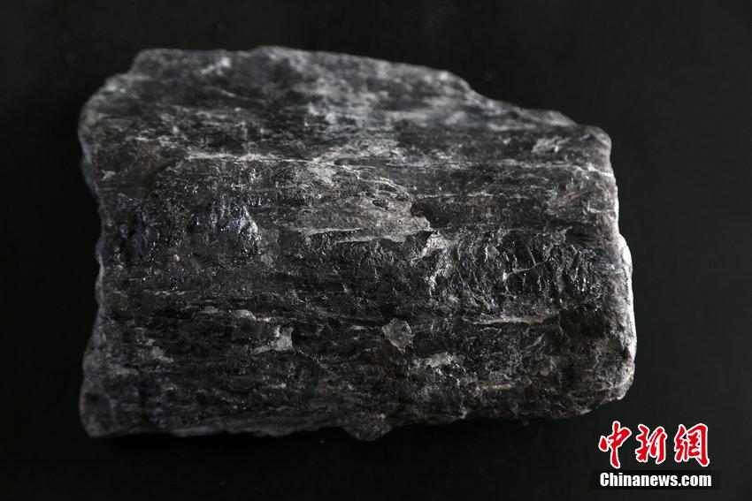 在重庆主城还是首次,具有较高的科研价值,但要明确是硅化石还是碳化石