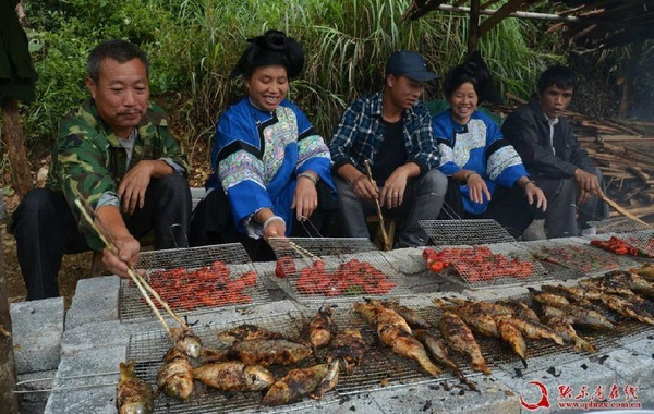 藏在那大山深处的美味—侗族烧鱼