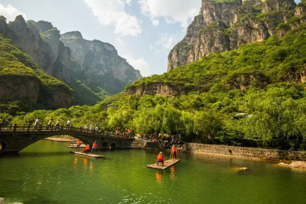 称的修武,位于太行山南麓,北部山区的云台山风景名胜区是国家5a级景区