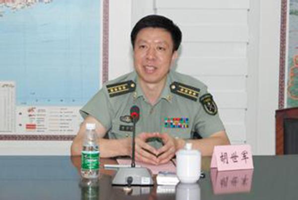 胡世军大校赴陆军第42集团军服役,曾任汕头警备区政委