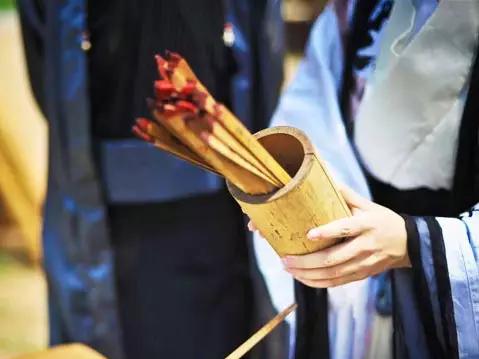 纠结 剖腹产生的生辰八字还准吗?