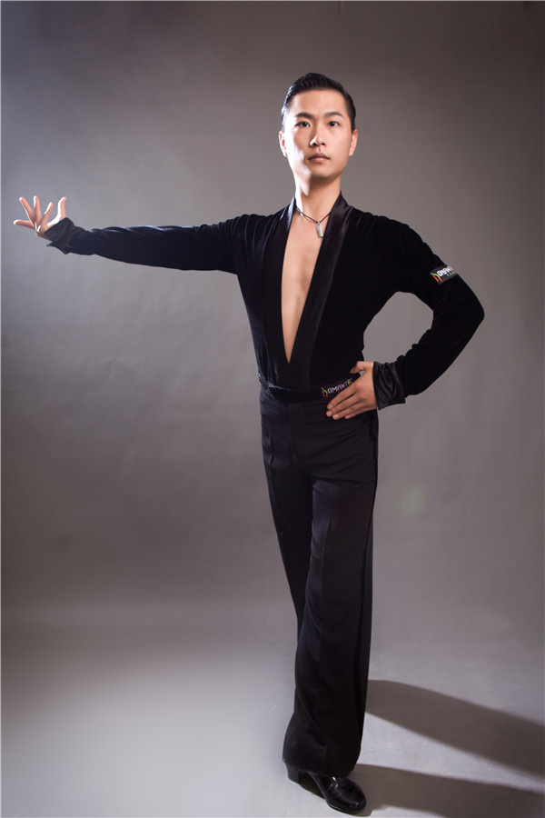 湖州启明星拉丁舞教练:当一流舞者 做专业教学
