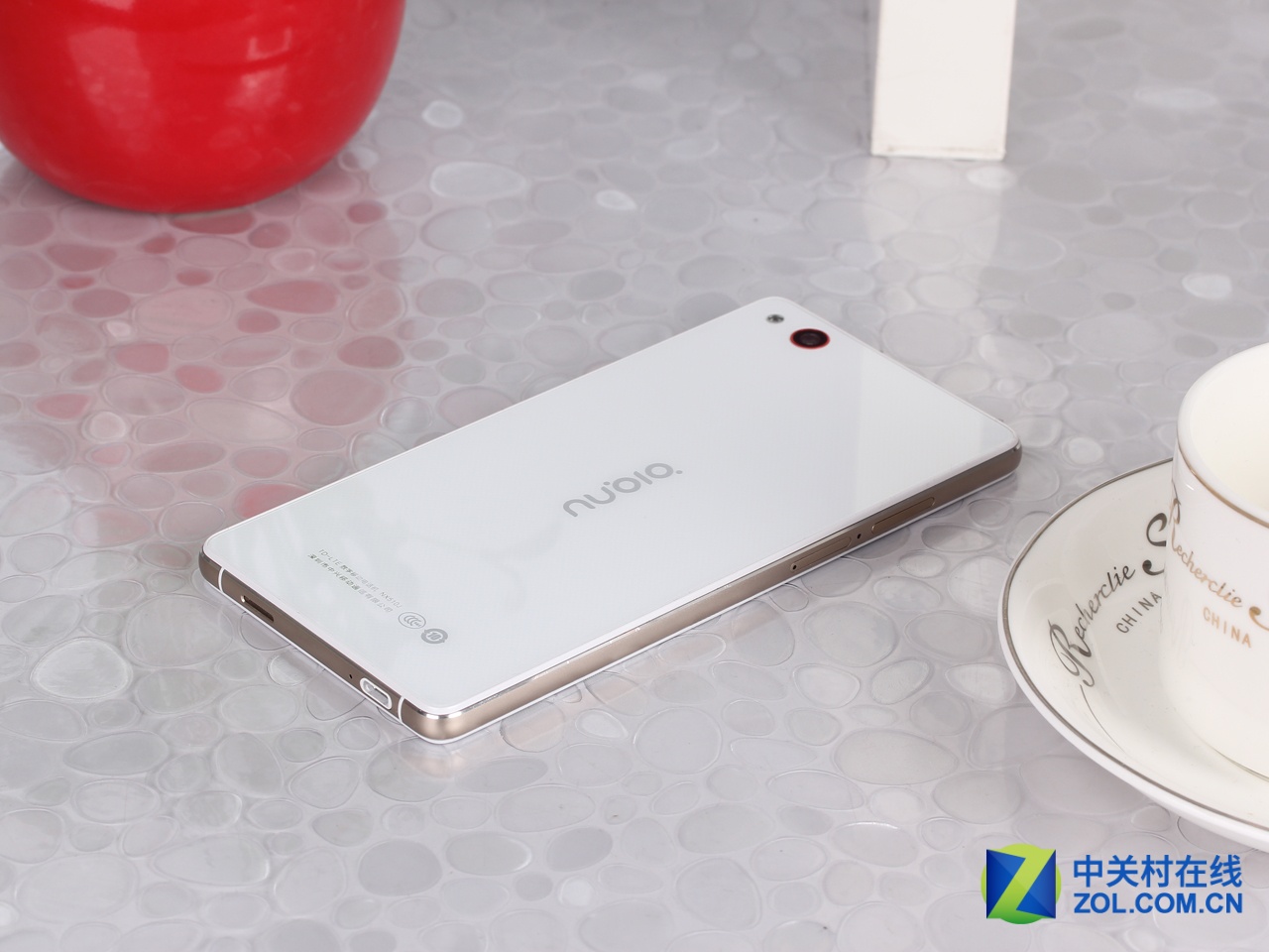 图为 nubia Z9 Max