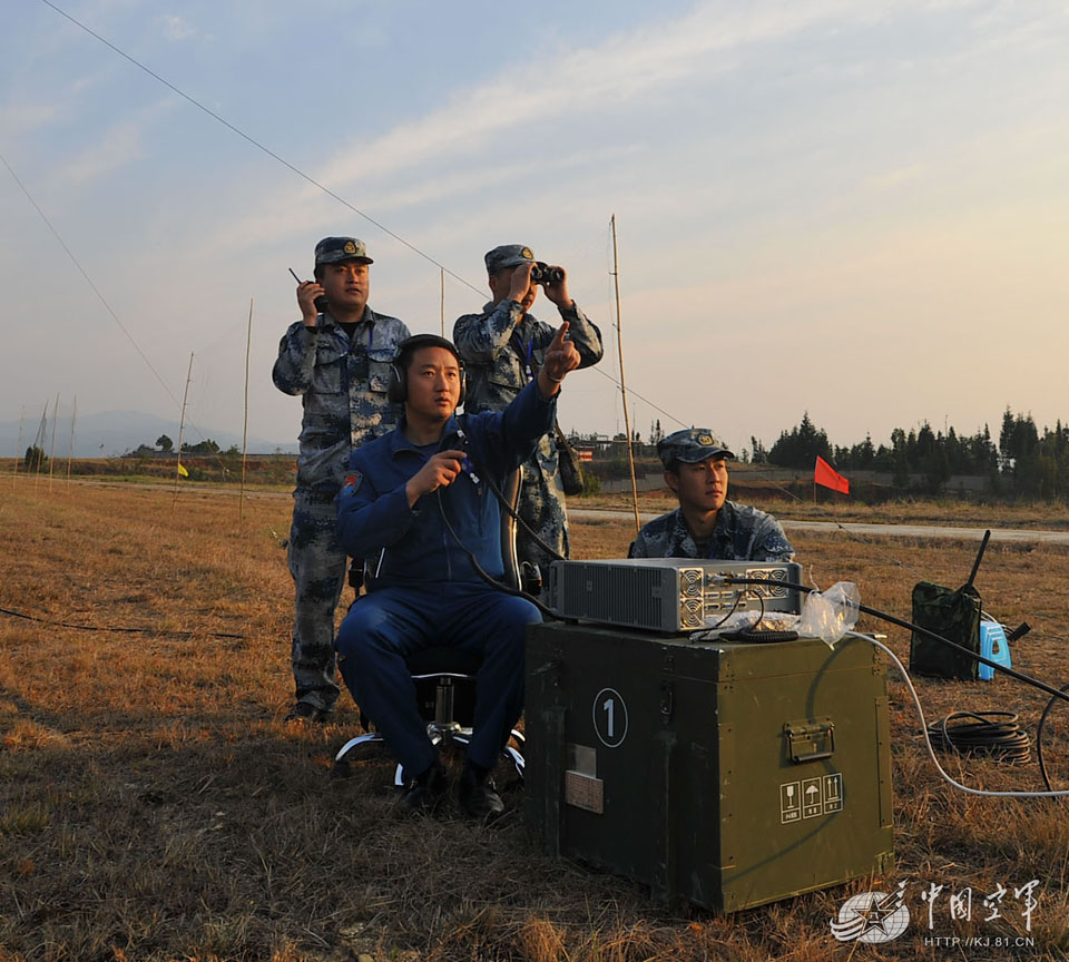 高清:空军进驻西南地区民用机场(组图)