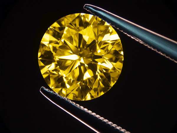 什么是合成钻石实验室钻石