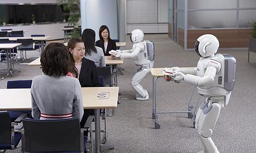 机器人的到来是人类的进步还是衰退?