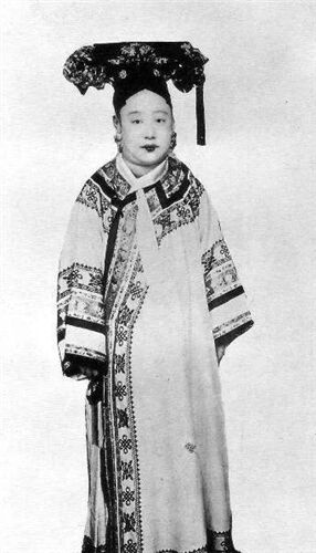 清朝风情照:揭秘皇族妃子,格格,公主们的真实长