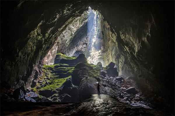 探秘全球最大的洞穴韩松洞 景色美不胜收(组图)