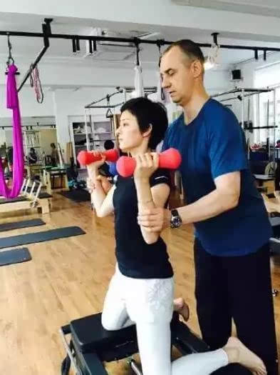 孙俪被包养？这样黑娘娘看她和邓超怎么“炮制”你！